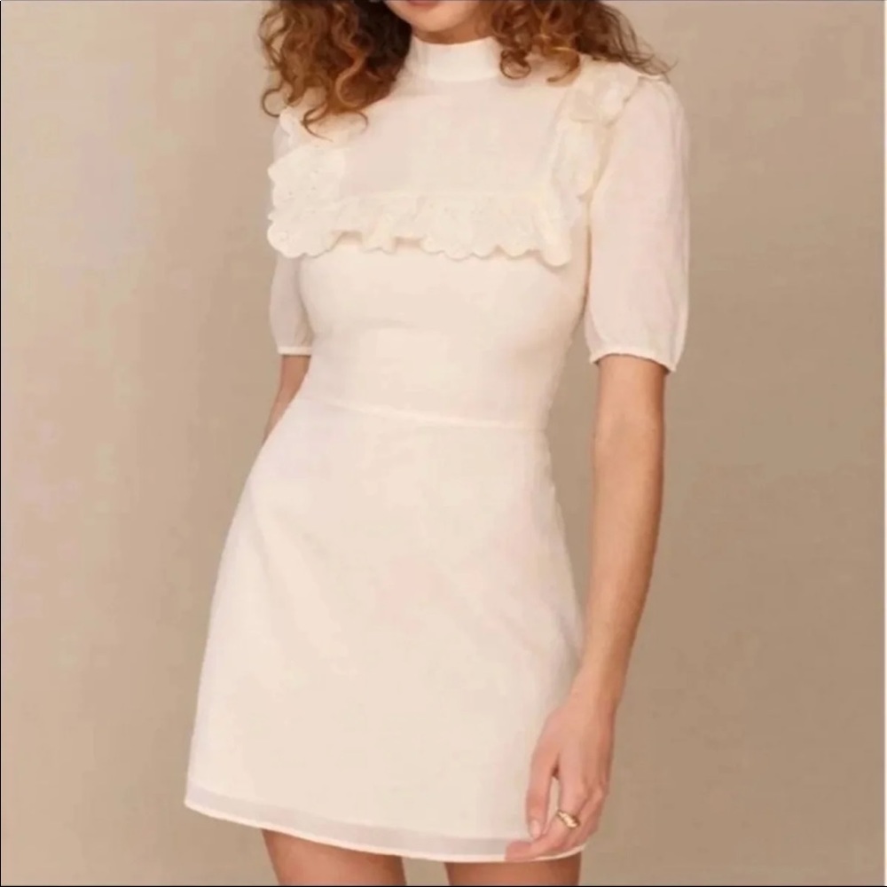 Reformation Bradley Dress in Almond Size 0